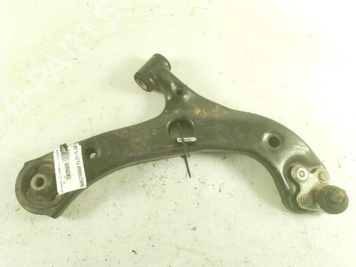 Used Right front suspension arm TOYOTA COROLLA Hatchback (_E21_, _EA1_, _EH1_) 1.8 Hybrid (ZWE211, ZWE219) (122 hp) 18359145