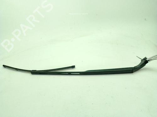 Used Front windshield wiper arm AUDI A8 D4 (4H2, 4H8, 4HC, 4HL) 3.0 TDI quattro (211 hp) 31125516