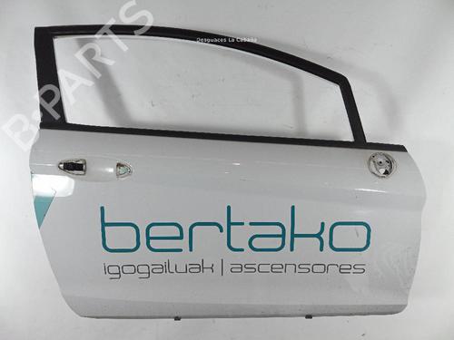 Dør højre fortil FORD FIESTA VI Van 1.5 TDCi (75 hp) 31989182