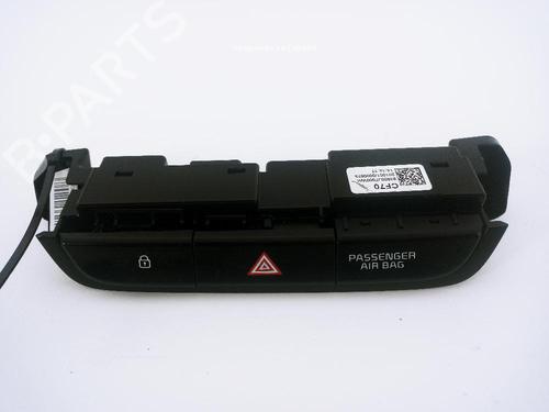 Used Warning switch Warning switch KIA CEED (CD) 1.0 T-GDI (120 hp) 18376044 18376044