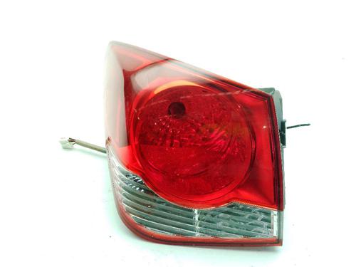 Used Left taillight CHEVROLET CRUZE (J300) 2.0 CDI (125 hp) 32182474