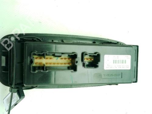 Left front window switch RENAULT KADJAR (HA_, HL_) 1.6 dCi 130 (HLA4) | BP39581049I27 - Image 2
