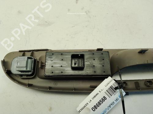 Left front window switch VW PASSAT B6 (3C2) 2.0 TDI 16V | BP30099390I27