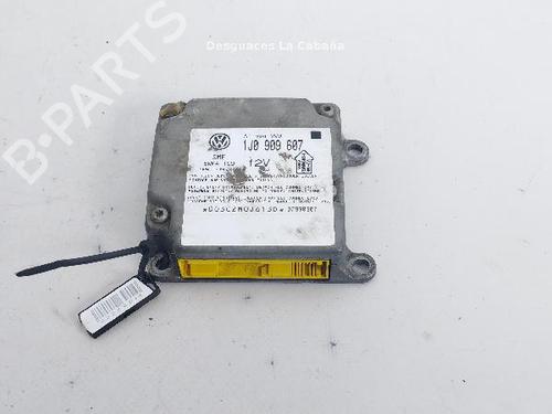 Kollisjonspute styreenhet VW PASSAT B5 (3B2) 1.9 TDI (110 hp) 18371881