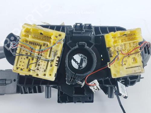 Used Headlight switch Headlight switch RENAULT TRAFIC III Van (FG_) 1.6 dCi 95 (FGMJ, FGMR) (95 hp) 24042509 24042509