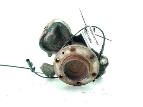 Used Right front steering knuckle Right front steering knuckle MERCEDES-BENZ SPRINTER 3,5-t Van (B906) 315 CDI (906.631, 906.633, 906.635, 906.637) (150 hp) 35750262 35750262