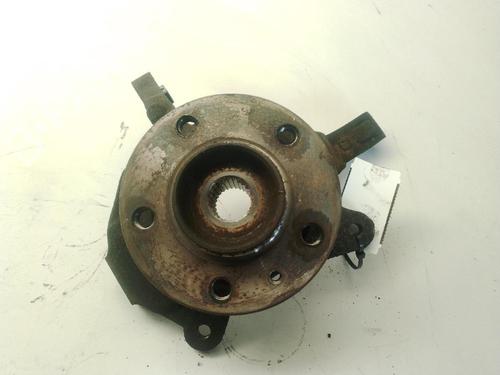 Used Right front steering knuckle NISSAN PRIMASTAR Bus (X83) dCi 120 (114 hp) 29861178