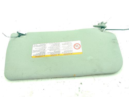Pare-soleil gauche MITSUBISHI PAJERO III Canvas Top (V6_W, V7_W) 3.2 DI-D (V68W, V78W) (160 hp) 28351067