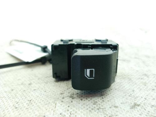 right-front-window-switch-hyundai-i20-iii-bc3-bi3-2020-24736936 main image