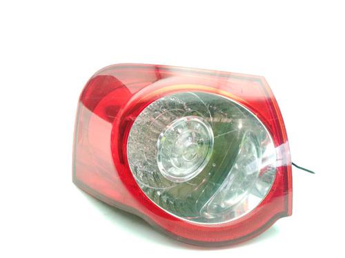 Farolim esquerdo VW PASSAT B6 Variant (3C5) 2.0 TDI 16V (140 hp) 30899573