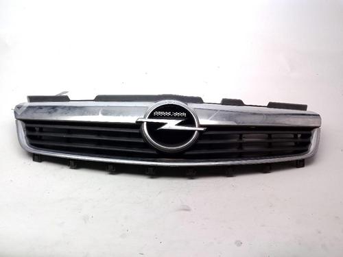 Gitter für OPEL ZAFIRA / ZAFIRA FAMILY B (A05) 1.9 CDTI (M75) (120 hp) 31243181