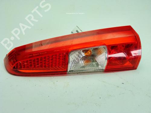 Used Right taillight VOLVO XC70 II (136) D5 AWD (185 hp) 28290612
