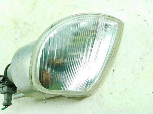 Used Left front indicator CITROËN SAXO (S0, S1) 1.5 D (57 hp) 25303049