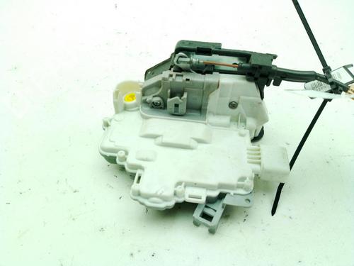 Front left lock VW PASSAT B7 Variant (365) 2.0 TDI | BP28620128C98 - Image 2