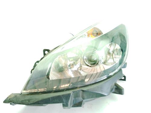 Used Left headlight Left headlight RENAULT CLIO III (BR0/1, CR0/1) 1.2 16V (BR02, BR0J, BR11, CR02, CR0J, CR11) (75 hp) 33571200 33571200
