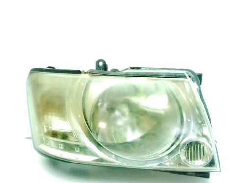 Used Right headlight NISSAN PATROL GR V Wagon (Y61) 3.0 DTi (160 hp) 30525924