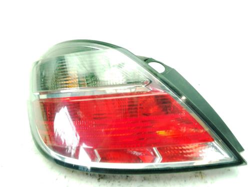 Venstre baglygte Venstre baglygte OPEL ASTRA H (A04) 1.7 CDTI (L48) (100 hp) 39899752 39899752
