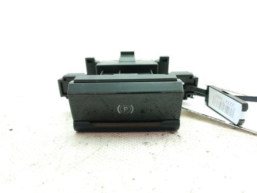 Used Switch Switch CITROËN C4 Grand Picasso II (DA_, DE_) 1.2 THP 130 (130 hp) 24545934 24545934