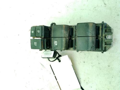 Used Left front window switch TOYOTA HILUX VIII Pickup (_N1_) 2.4 D (GUN112_, GUN122_, GUN135_, GUN120_, GUN135R,... (150 hp) 28620176