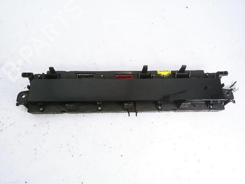 Used Instrument cluster RENAULT SCÉNIC II (JM0/1_) 1.9 dCi (JM0G, JM12, JM1G, JM2C) (120 hp) 31988677