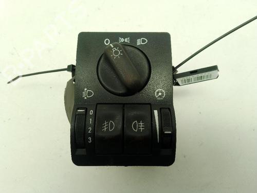 Used Headlight switch Headlight switch OPEL ZAFIRA A MPV (T98) 2.0 DTI 16V (F75) (101 hp) 34113037 34113037