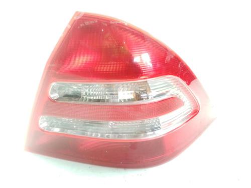 Used Right taillight MERCEDES-BENZ C-CLASS (W203) C 180 Kompressor (203.046) (143 hp) 31243196