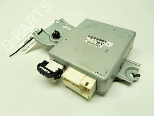 Elektronisk modul Elektronisk modul TOYOTA PRIUS PLUS (_W4_) 1.8 Hybrid (ZVW40W, ZVW41W) (136 hp) 34645566 34645566
