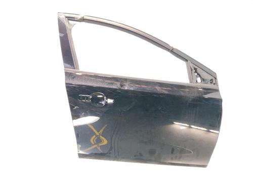 right-front-door-volvo-v40-hatchback-525-2012-2013-2014-2015-2016-2017-2018-2019-32402721 main image