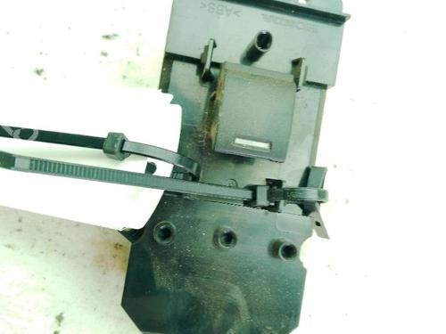 Used Right front window switch Right front window switch HONDA HR-V (RU) 1.5 (RU1) (130 hp) 25932550 25932550