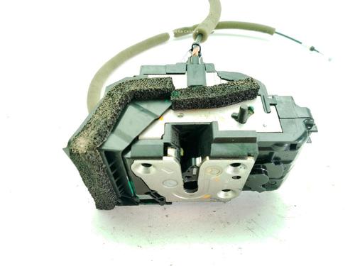 rear-right-lock-renault-kadjar-ha_-hl_-2015-33232448 main image