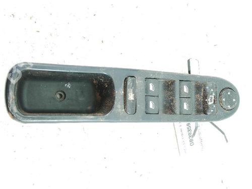 Used Left front window switch Left front window switch PEUGEOT 307 SW (3H) 2.0 HDI 110 (107 hp) 25612896 25612896