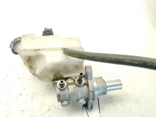 Brake master cylinder FORD TRANSIT Van (FA_ _) 2.4 TDCi RWD | BP26161775M77 - Image 2