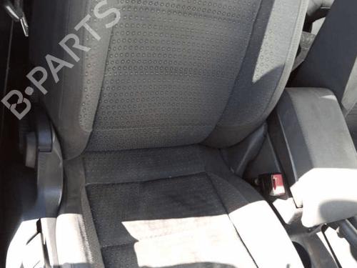 Right front steering knuckle VW TOURAN (1T1, 1T2) 1.9 TDI | BP18370604M26 