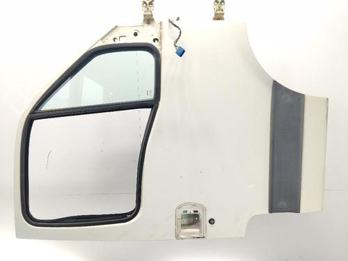 Used Right front door Right front door IVECO DAILY III Platform/Chassis 35 C 10 V , 35 S 10 V (AMJA14A1, AMJA64A1, AMJA65A1,... (95 hp) 35800011 35800011