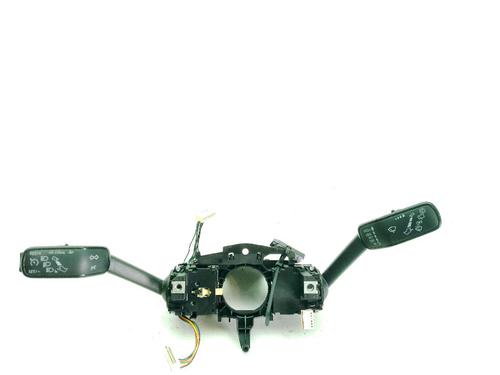 Comutador luzes SEAT LEON (5F1) 1.6 TDI (105 hp) 31081048
