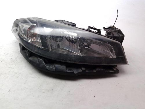 Used Right headlight RENAULT LAGUNA II (BG0/1_) 1.9 dCi (BG1A, BG1V) (130 hp) 28419829