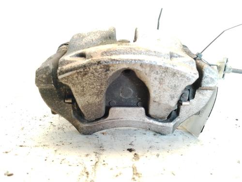Used Left front brake caliper Left front brake caliper BMW 1 (F40) 118 d (150 hp) 27555997 27555997