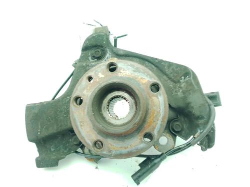 Used Right front steering knuckle Right front steering knuckle 31064105 31064105
