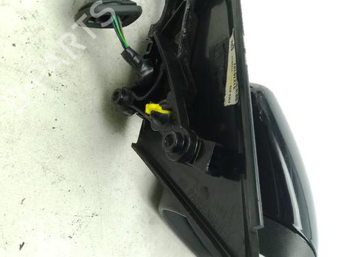 Right mirror VOLVO V40 Hatchback (525) D2 | BP32402854C27