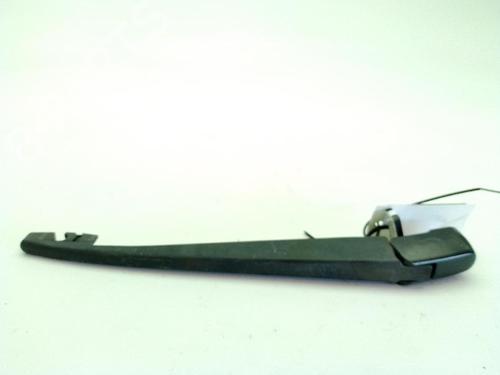 Used Rear windshield wiper arm SUBARU IMPREZA Hatchback (GR, GH, G3) 2.0 D AWD (150 hp) 29908498