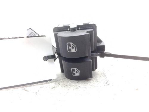 Used Left front window switch Left front window switch IVECO DAILY VI Platform/Chassis 35S17, 35C17, 40C17, 45S17,45C17, 50C17, 60C17, 65C17,... (170 hp) 24001432 24001432