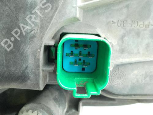 Right headlight FORD MONDEO III Saloon (B4Y) 2.0 16V TDDi / TDCi | BP24051207C29 
