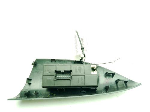 Right front window switch NISSAN JUKE (F15) 1.5 dCi | BP31988545I26