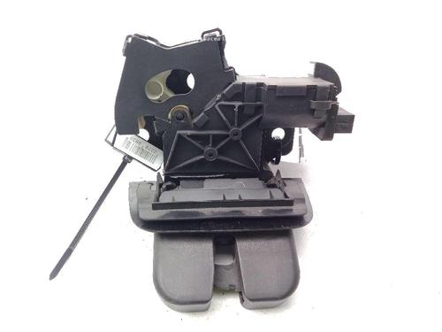 Used Tailgate lock AUDI A3 (8P1) 2.0 TDI 16V (140 hp) 31145224