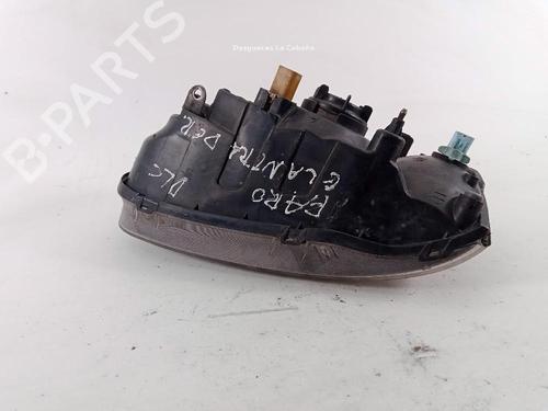 Right headlight HYUNDAI ELANTRA III Saloon (XD) 1.6 | BP18364073C29 