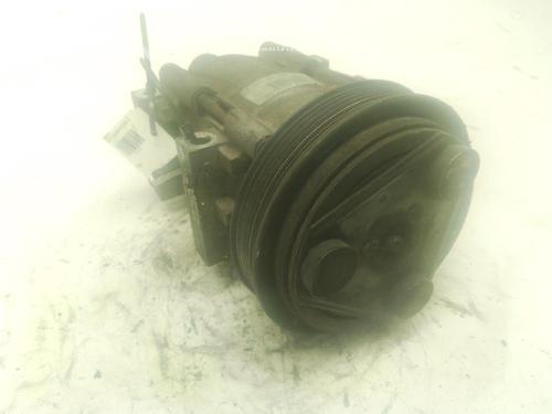 Used AC compressor AC compressor FORD MONDEO II (BAP) 2.0 i (131 hp) 32260088 32260088