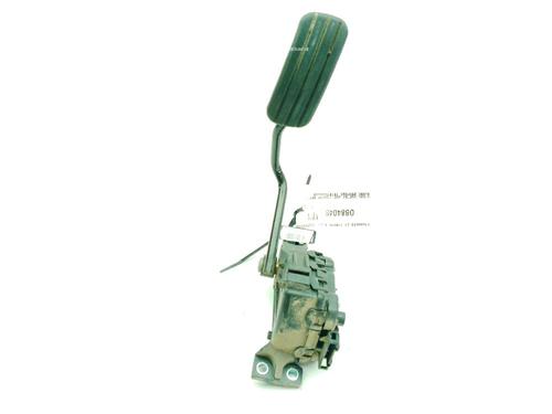 Used Pedal RENAULT TRAFIC II Van (FL) 2.0 dCi 90 (FL0H, FL00, FL01, FL0M, FL0P, FL0S) (90 hp) 30718317