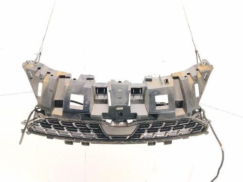 Grill Grill TOYOTA YARIS CROSS (MXP_) 1.5 Hybrid (MXPJ10) (116 hp) 37415138 37415138