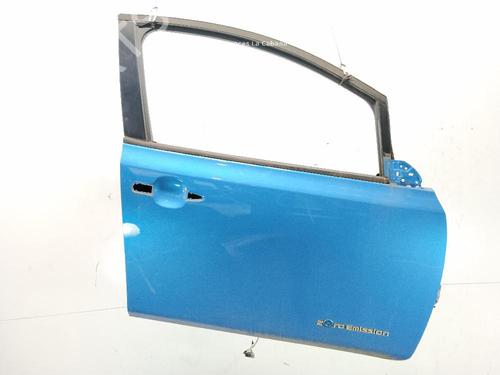 right-front-door-nissan-leaf-ze0-2010-2011-2012-2013-2014-2015-2016-2017-34459836 main image