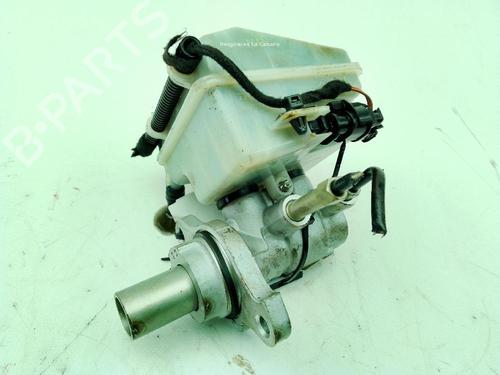 brake-master-cylinder-opel-astra-h-a04-2004-2005-2006-2007-2008-2009-2010-2011-2012-2013-2014-32385460 main image